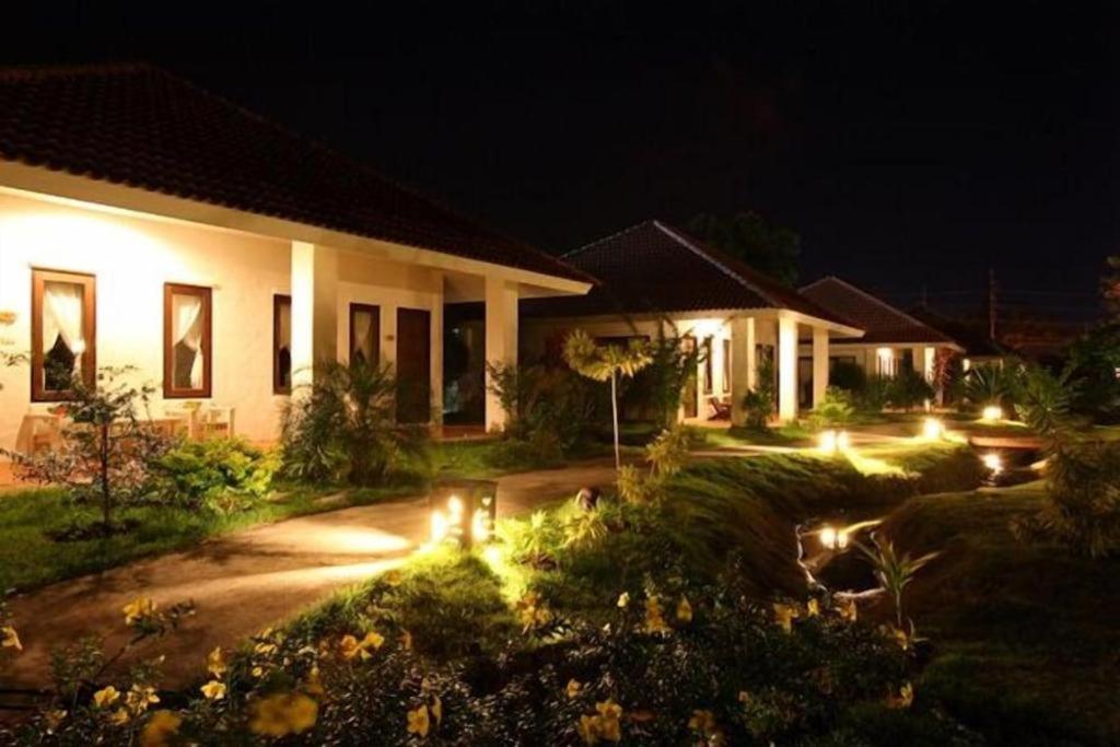 Baan Chuengkao Resort Ranong Exterior photo