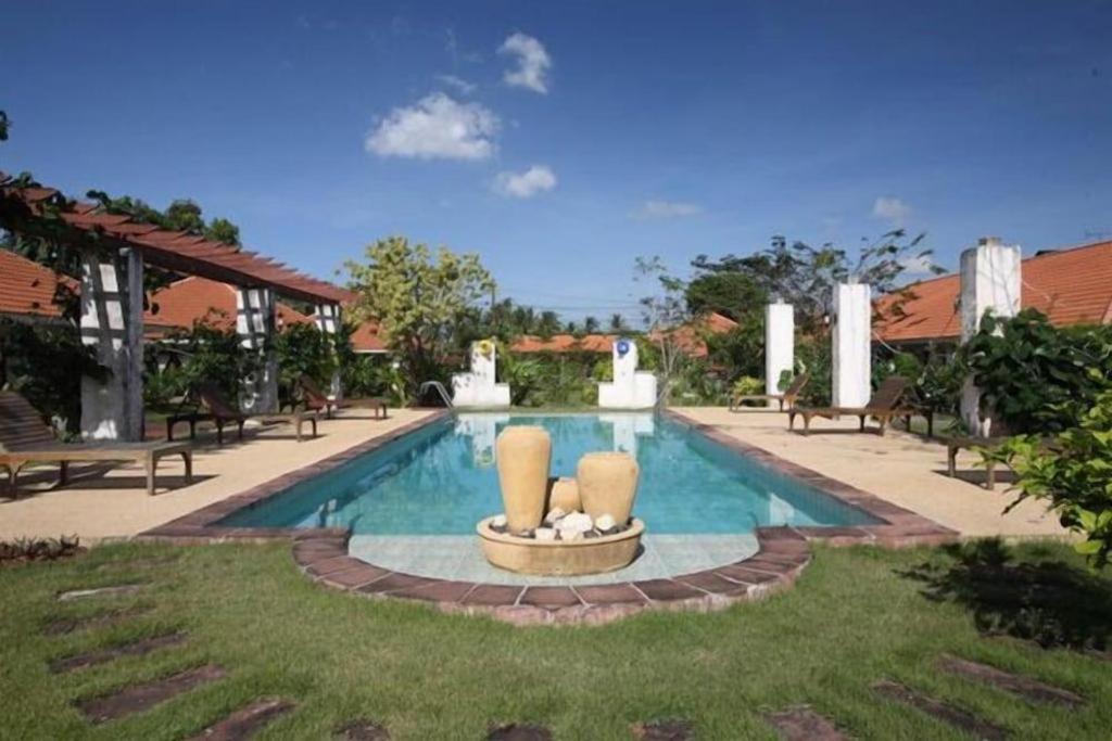 Baan Chuengkao Resort Ranong Exterior photo